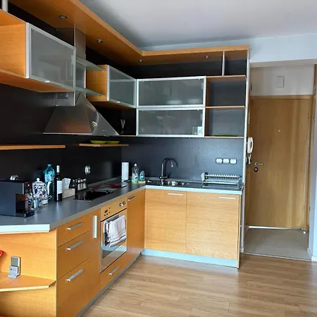 Sunrise Apartment *